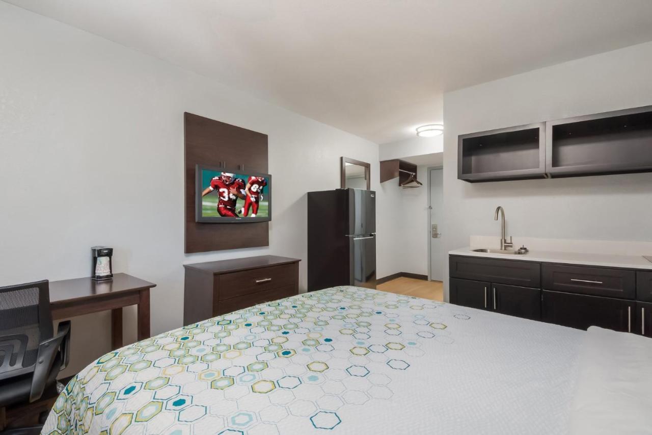 Hometowne Studios By Red Roof San Antonio - Seaworld Northwest Ngoại thất bức ảnh