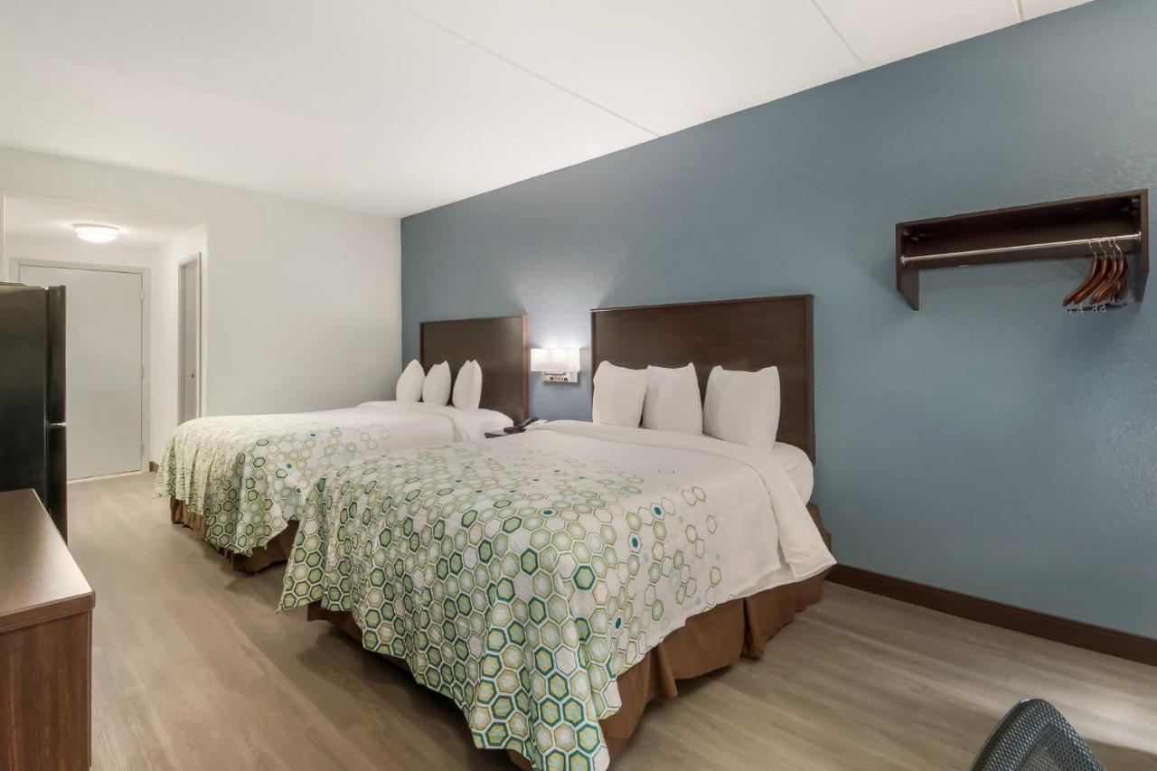 Hometowne Studios By Red Roof San Antonio - Seaworld Northwest Ngoại thất bức ảnh