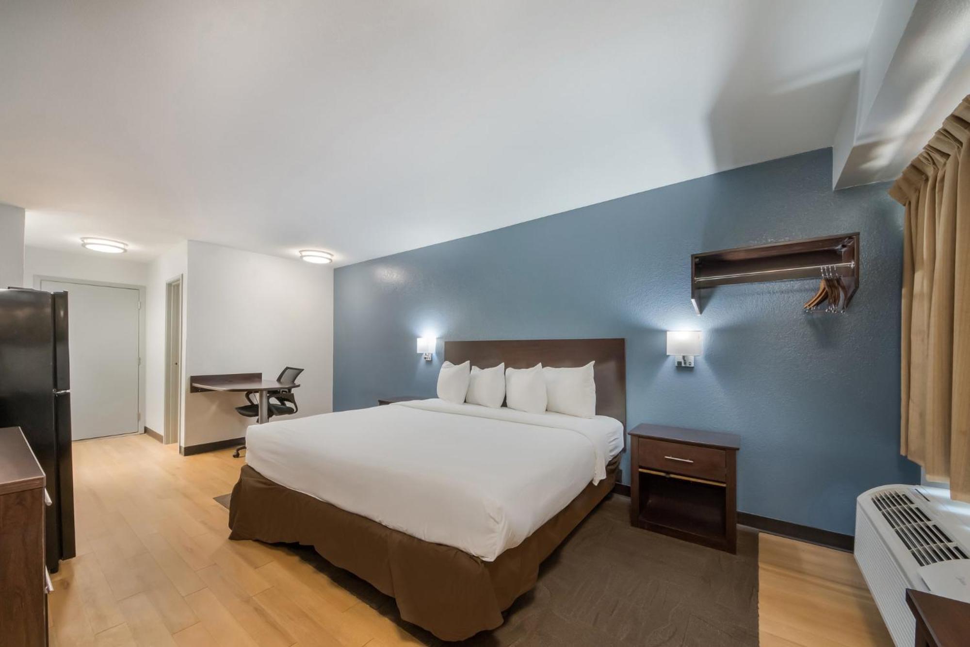 Hometowne Studios By Red Roof San Antonio - Seaworld Northwest Ngoại thất bức ảnh